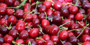 745 TL’ye satılan kirazın üretici fiyatının 40 TL olduğu ortaya çıktı