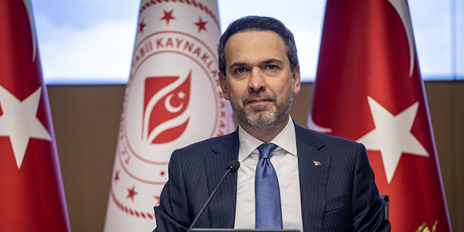 Bakan Bayraktar: Eskişehir’de dev az toprak elementi bulundu