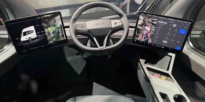 Elon Musk’tan Şoförsüz Robotaxi Hizmeti İçin Yeni Açıklama