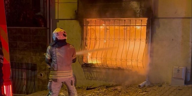 Esenyurt’ta çıkan yangında 1 kişi yaralandı, 13 kişi dumandan etkilendi