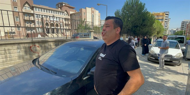 Kimliğini bulduğu öğrencinin son anda imtihana girmesini sağladı