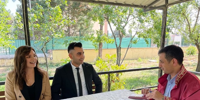 Polis Memurlarından Trafik İstasyonunda Nikah