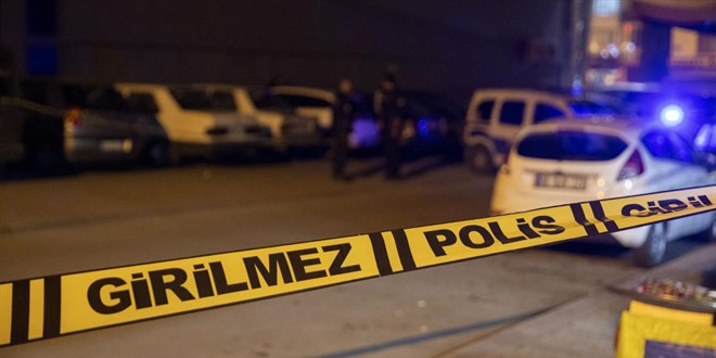 Sırtından bıçaklanan 16 yaşındaki çocuk hayat savaşını kaybetti